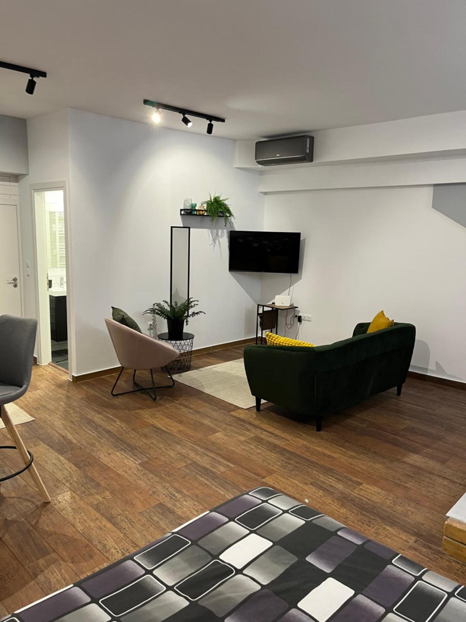 Industrial Studio / Alios 4 / Hilton Area Atenas Exterior foto